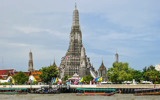 Where to Stay in Bangkok - Cheap Accommodations