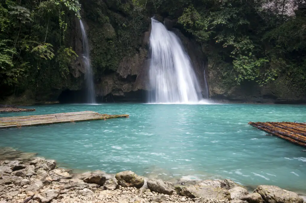 Exploring the Enchanting Scenic Falls of the Philippines