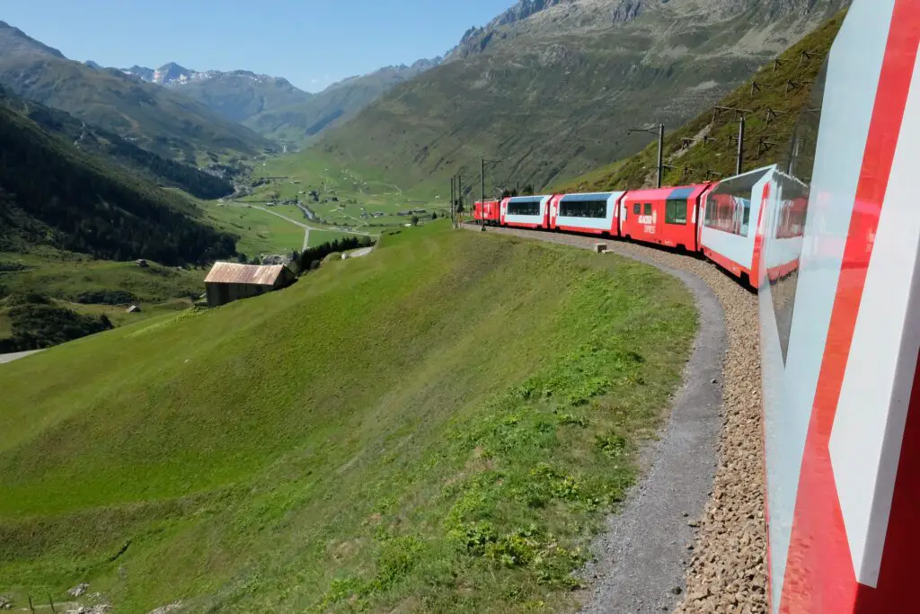 Swiss Train Journeys: Exploring the Breathtaking Scenery of Switzerland by Rail