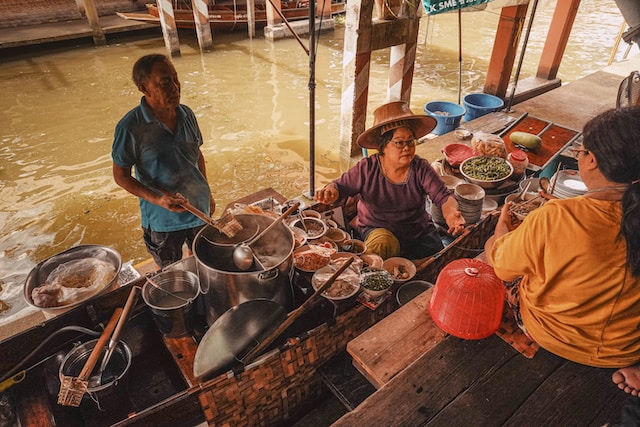 The Enchanting World of Floating Markets in Thailand