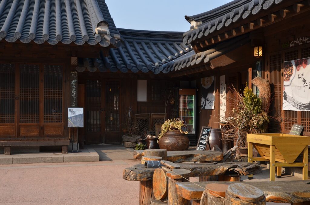 Traditional Korean Hanok Stays: Experiencing Korean Culture and Hospitality