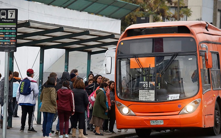 Guide for Navigating Public Transportation While Learning Spanish in Chile