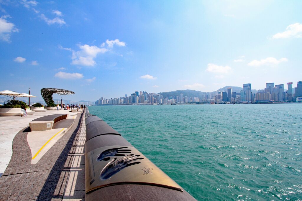 The Beautiful City of Hong Kong Offers You a Wonderful Holiday Experience