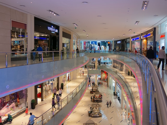 Shopping Lovers' Guide to Dubai
