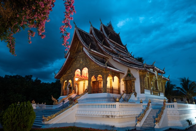 Discover Laos' Hidden Gem: Where to Stay for an Unforgettable Experience
