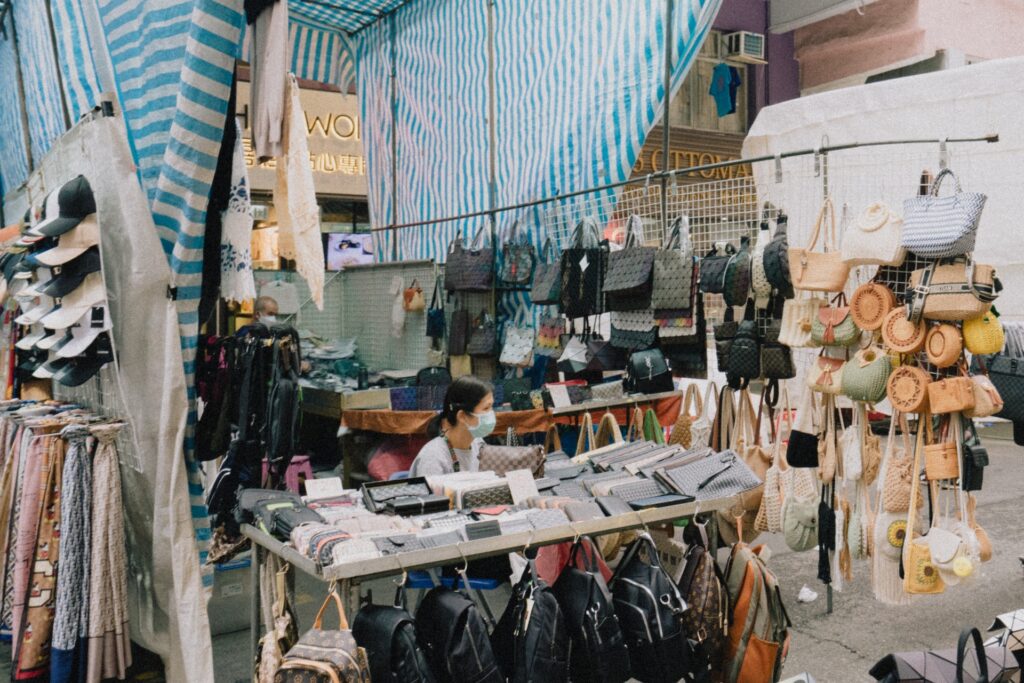 Kowloon's Ladies Market: A Fashion Paradise