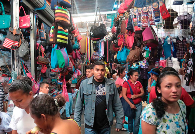 Nicaragua: A Shopper's Paradise and Leisure Haven!