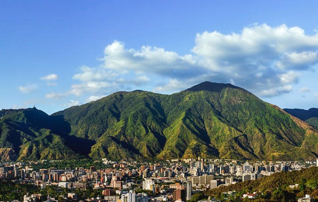 Explore Venezuela's Must-Visit Tourist Hotspots!